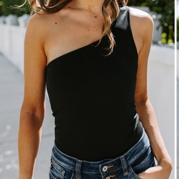 Black Off The Shoulder Bodysuit - Picture 5 of 5